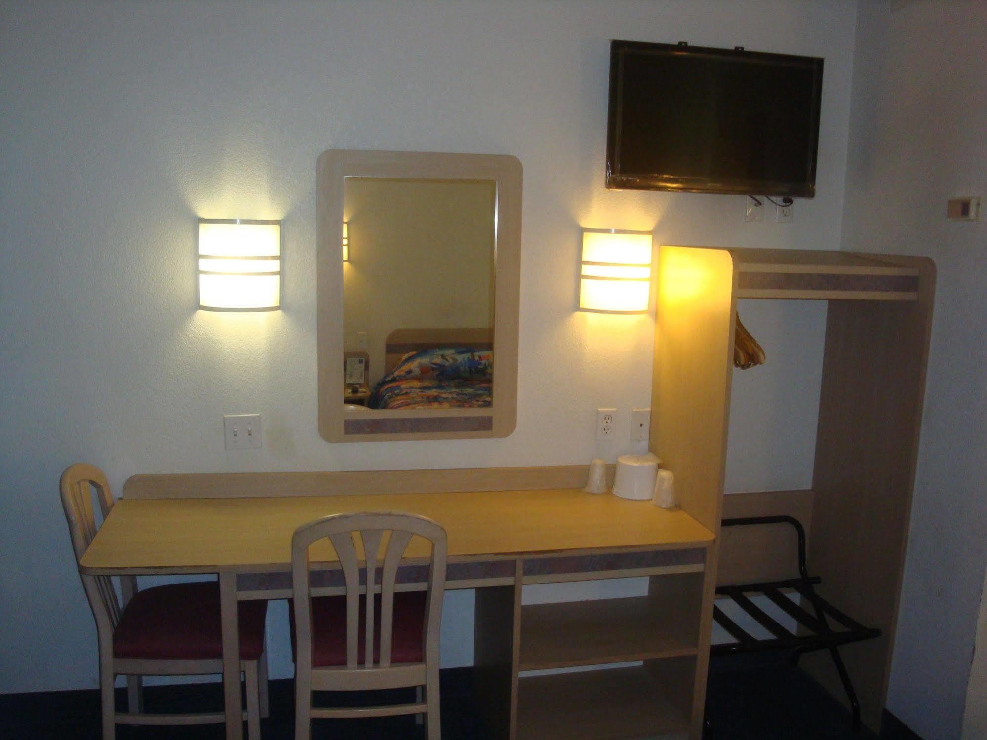 Lakeside Inn Lake Havasu City Ngoại thất bức ảnh