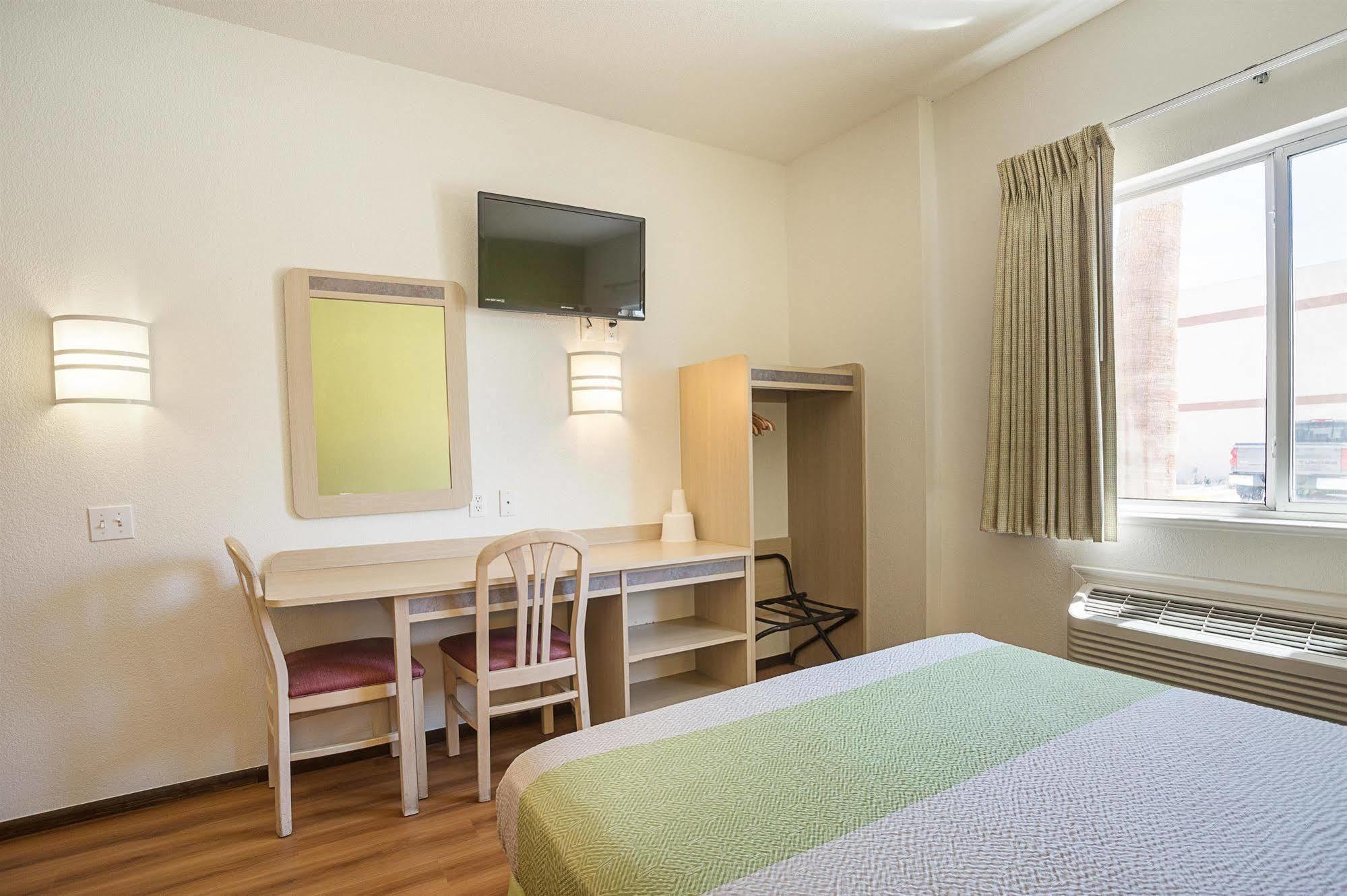 Lakeside Inn Lake Havasu City Ngoại thất bức ảnh