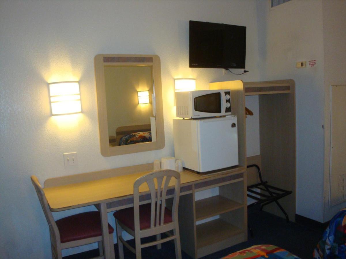 Lakeside Inn Lake Havasu City Phòng bức ảnh